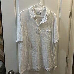 Faherty men’s white polo no stains rips or tears